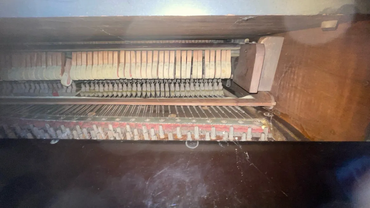 Piano - Image 2