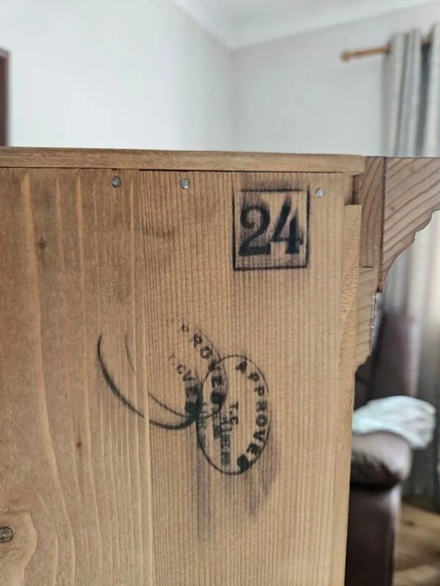 Tv cabinet - Image 2