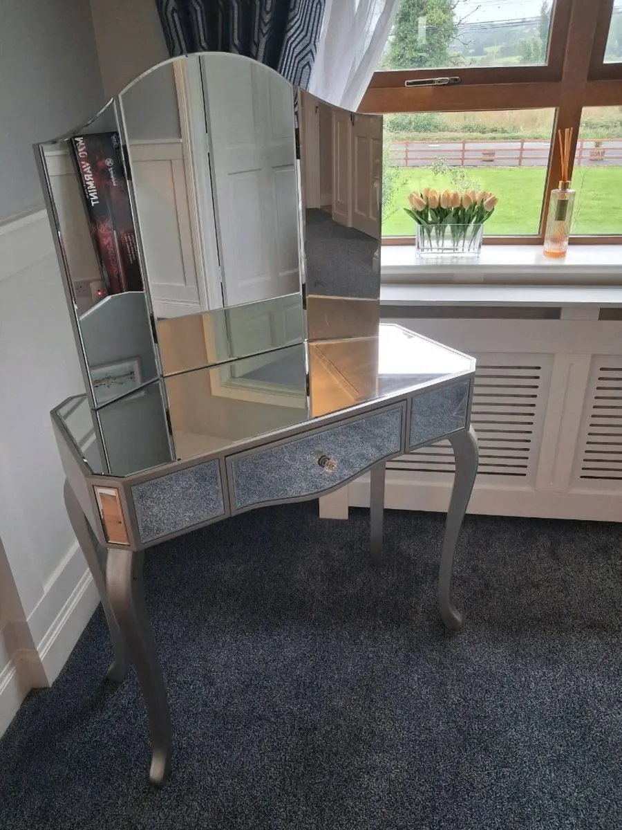 Glass vanity table  for sale. - Image 2