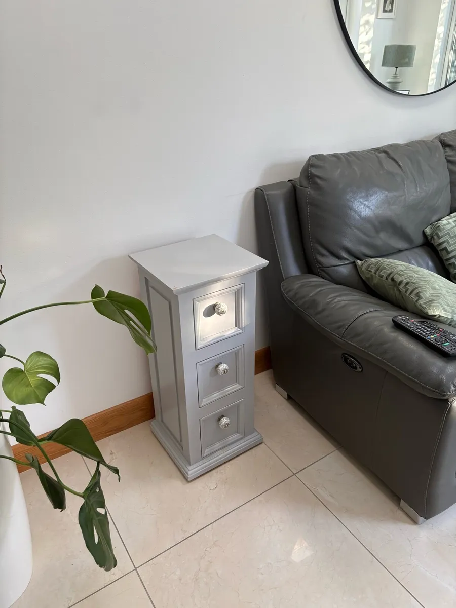 Side table - Image 3