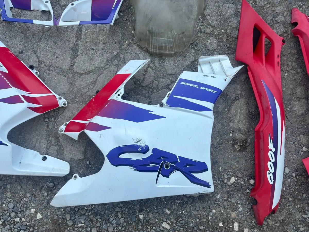 CBR 600 F2 1994 Fairings Set - Image 3