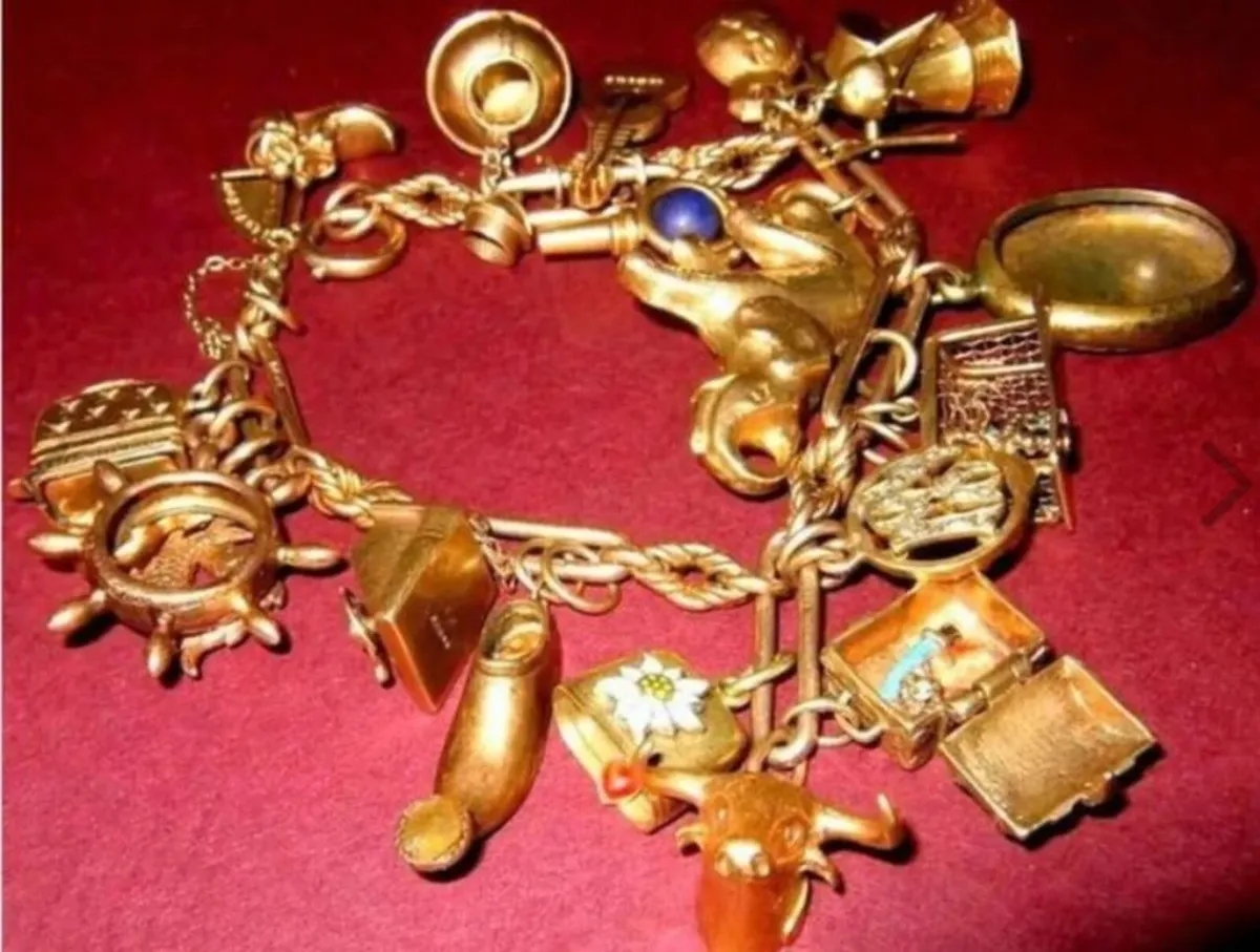 Gold Charm Bracelet/Dutch Diamonds/Vale Charms - Image 4