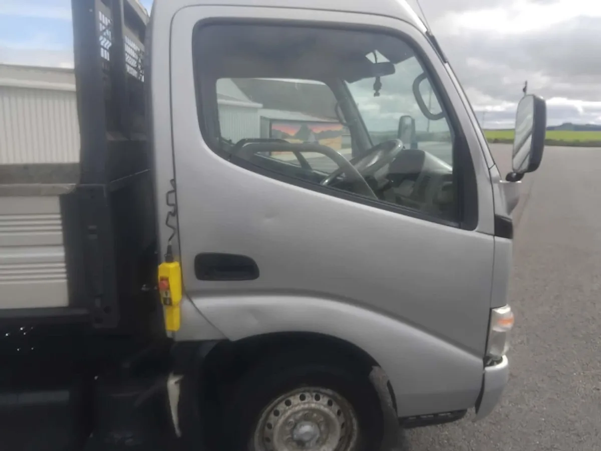 Toyota Dyna 2007 - Image 3