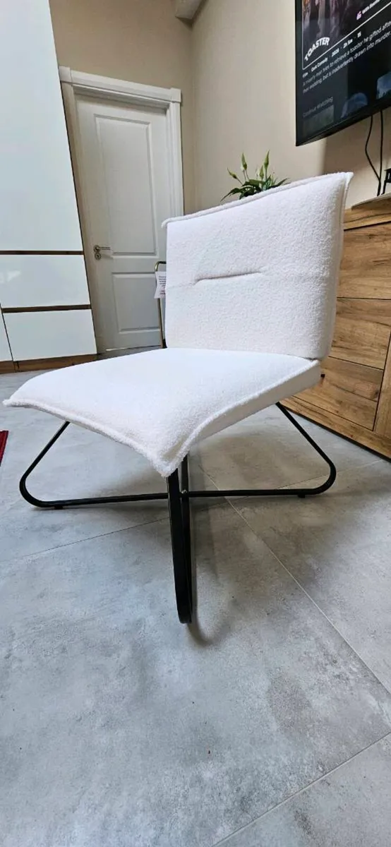 Chair - Image 3