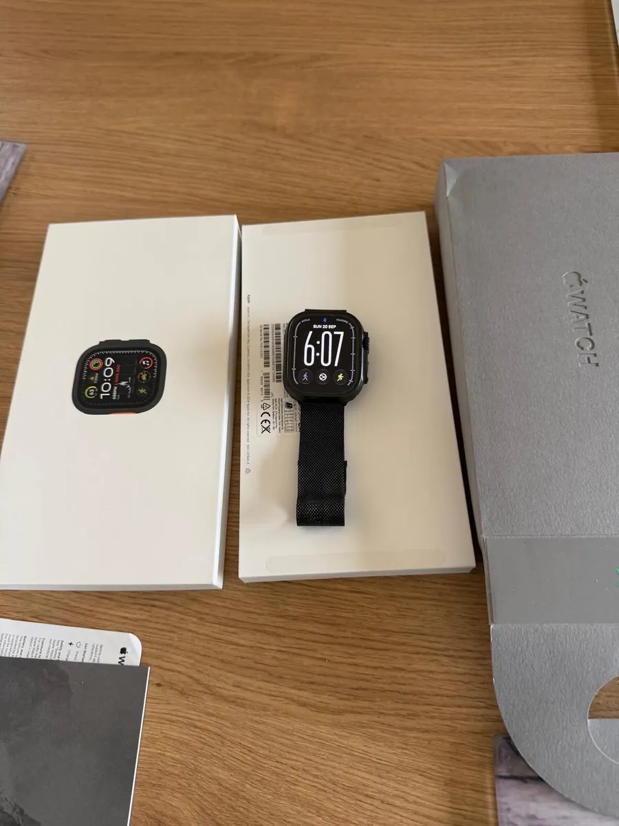 Apple Watch Ultra 2 - Image 2