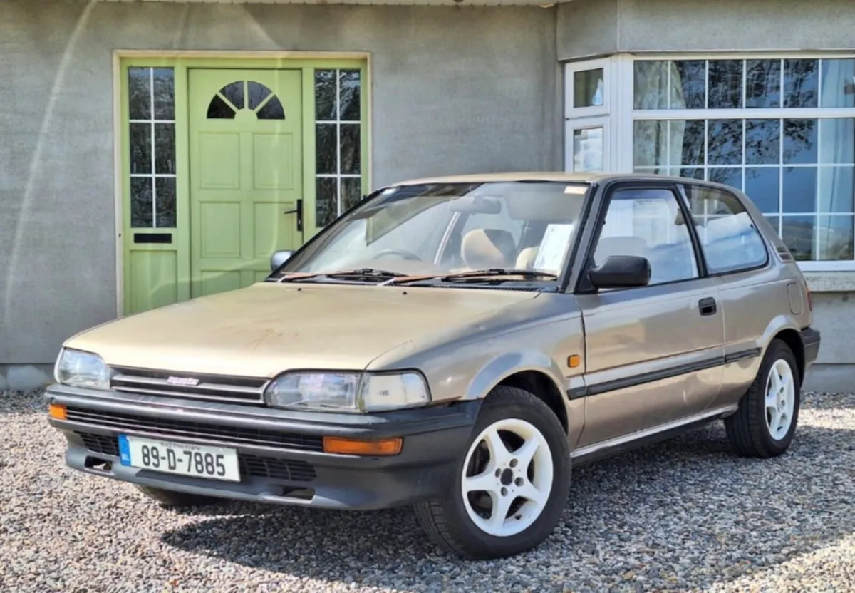 COROLLA XL HATCH - Image 1