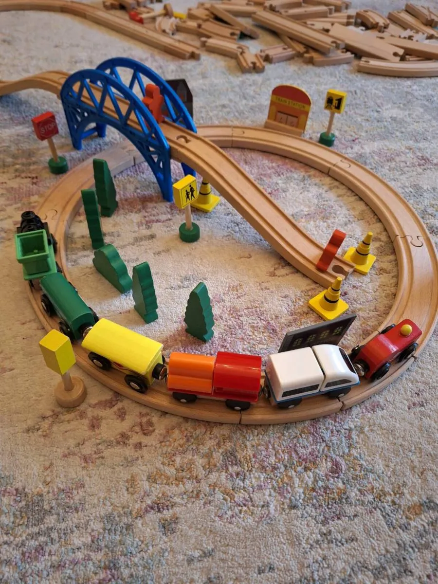 Wooden Train Set - Chad Valley + extra - Image 3