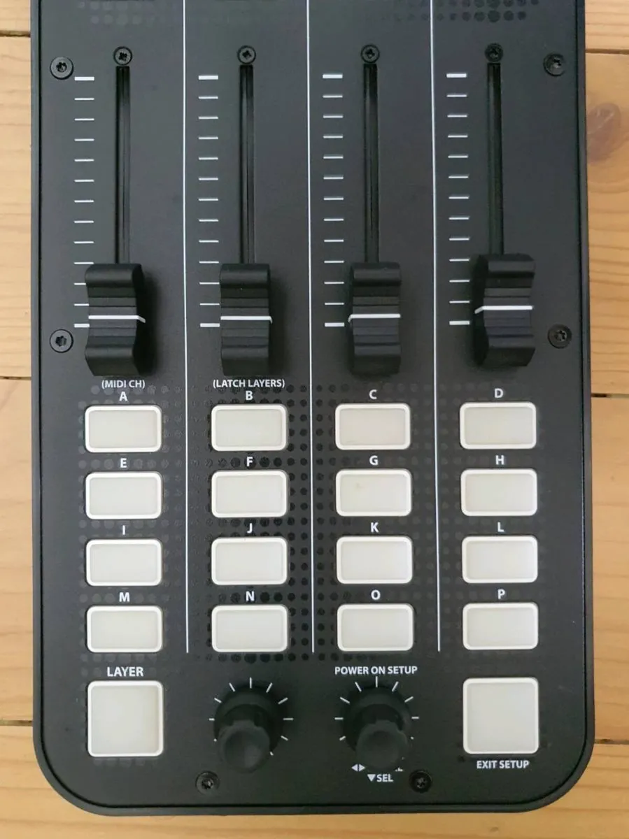 Allen & Heath Xone:K2 MIDI Controllers - Image 4