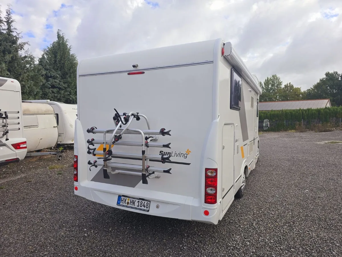 2017 Sun Living Low Profile 4 Berth Motorhome - Image 3