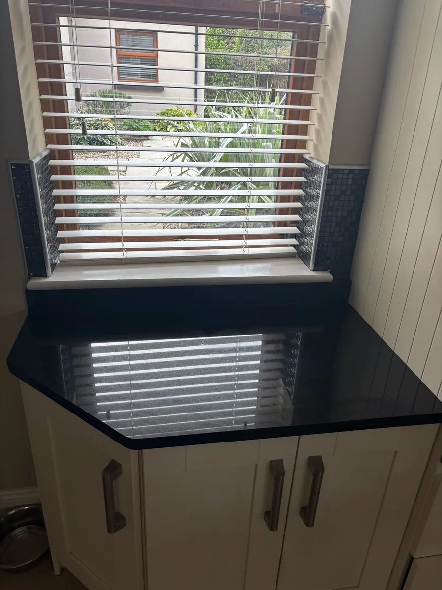 Granite - Image 2
