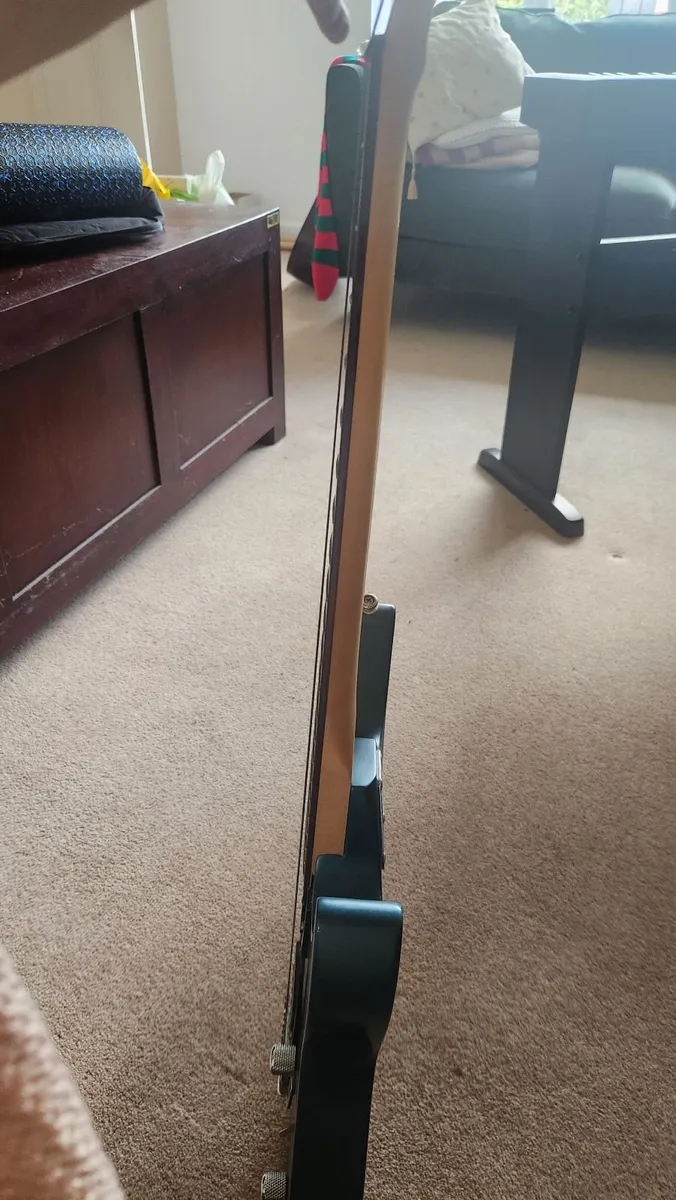 Guitar - Image 2