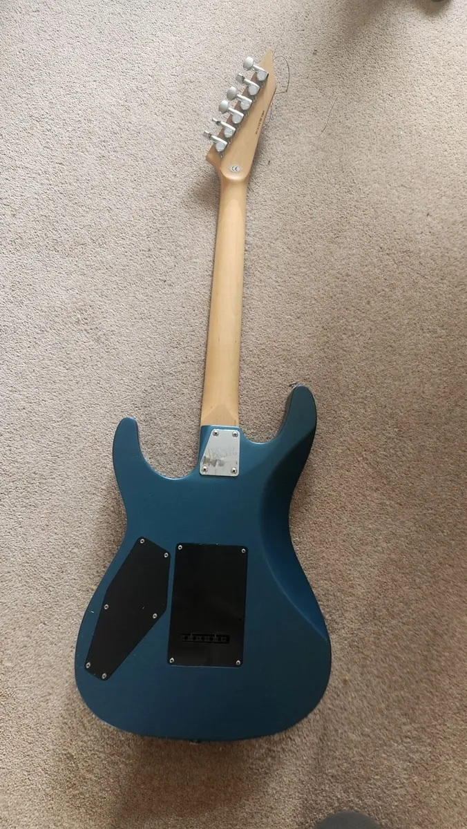 Guitar - Image 3