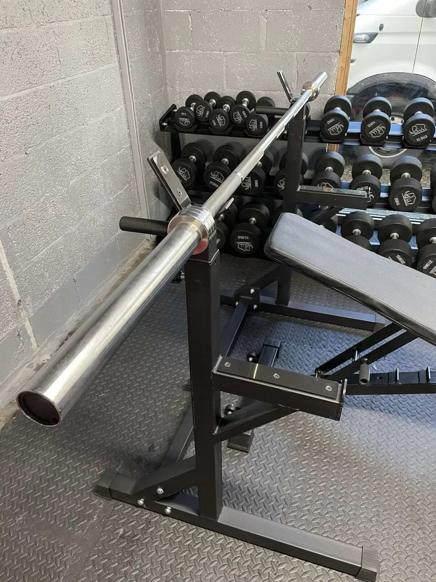 Weight rack with Barbell and Bench - Image 2