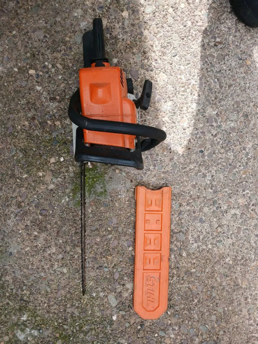 Selling a reliable, genuine STIHL petrol chainsaw - Image 3