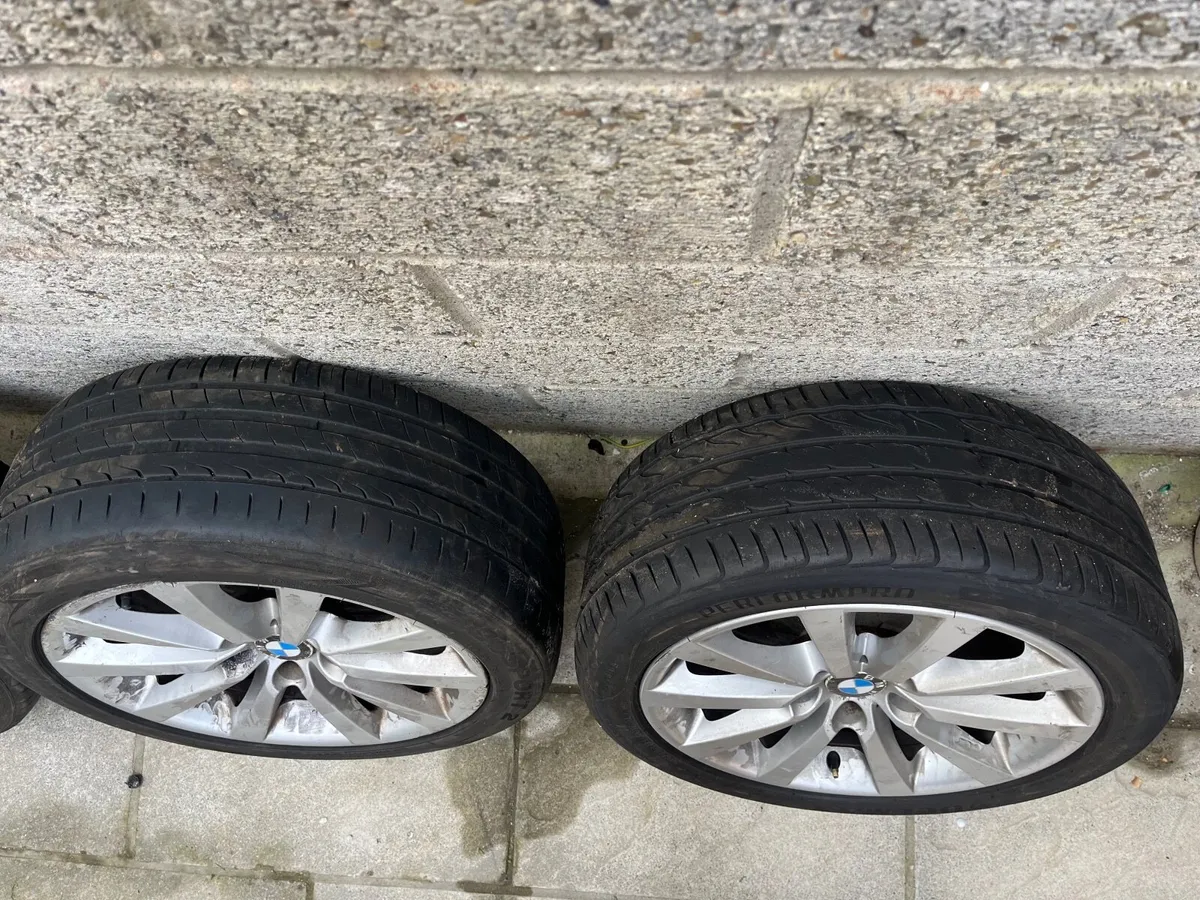 BMW wheels 18 inch 1 cracked - Image 2