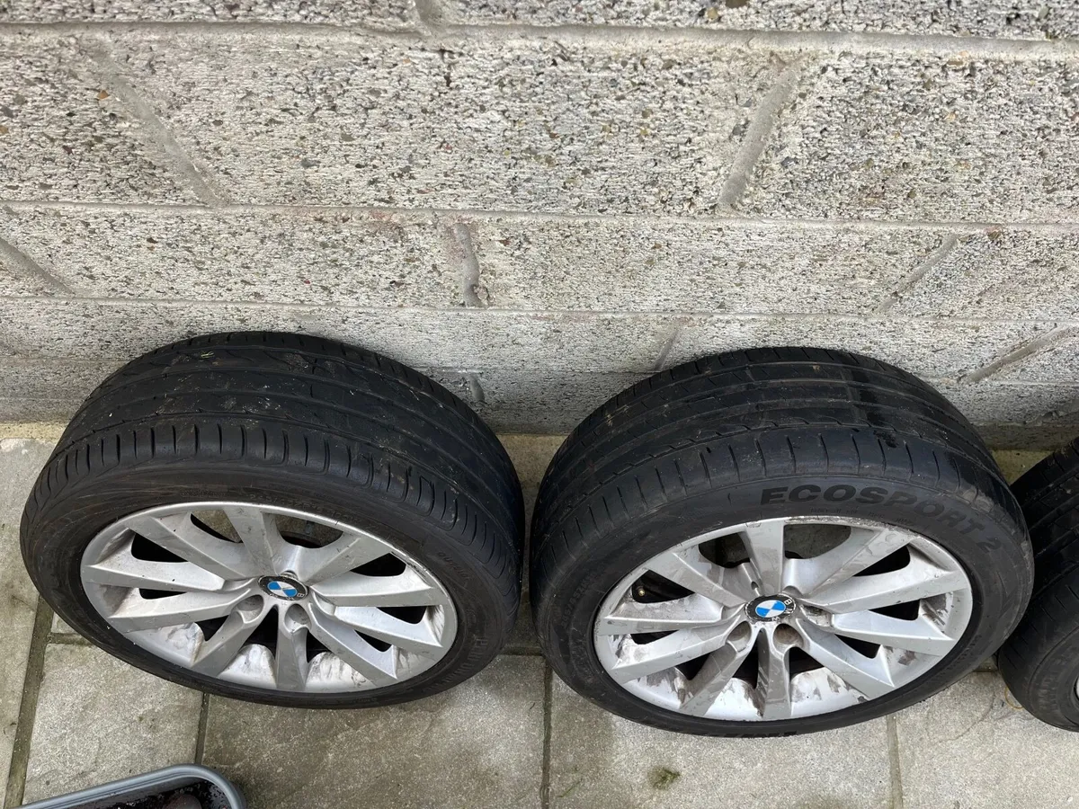 BMW wheels 18 inch 1 cracked - Image 3