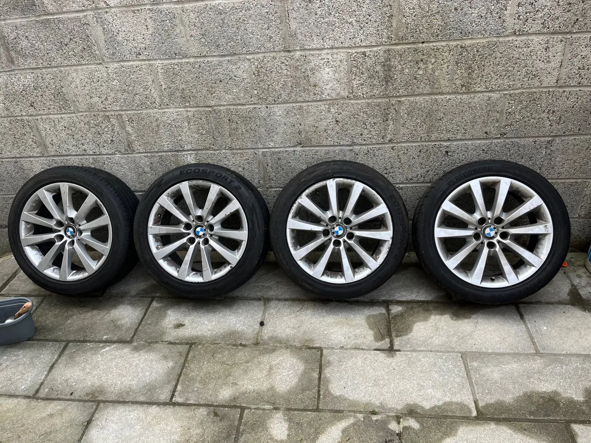 BMW wheels 18 inch 1 cracked - Image 1