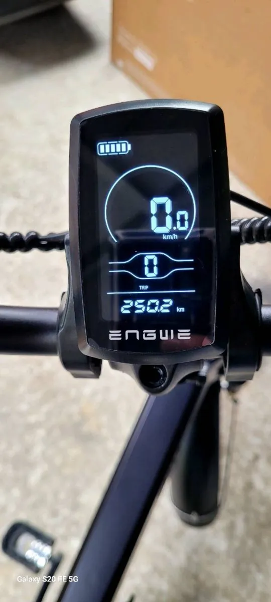 Electric bike - Image 2