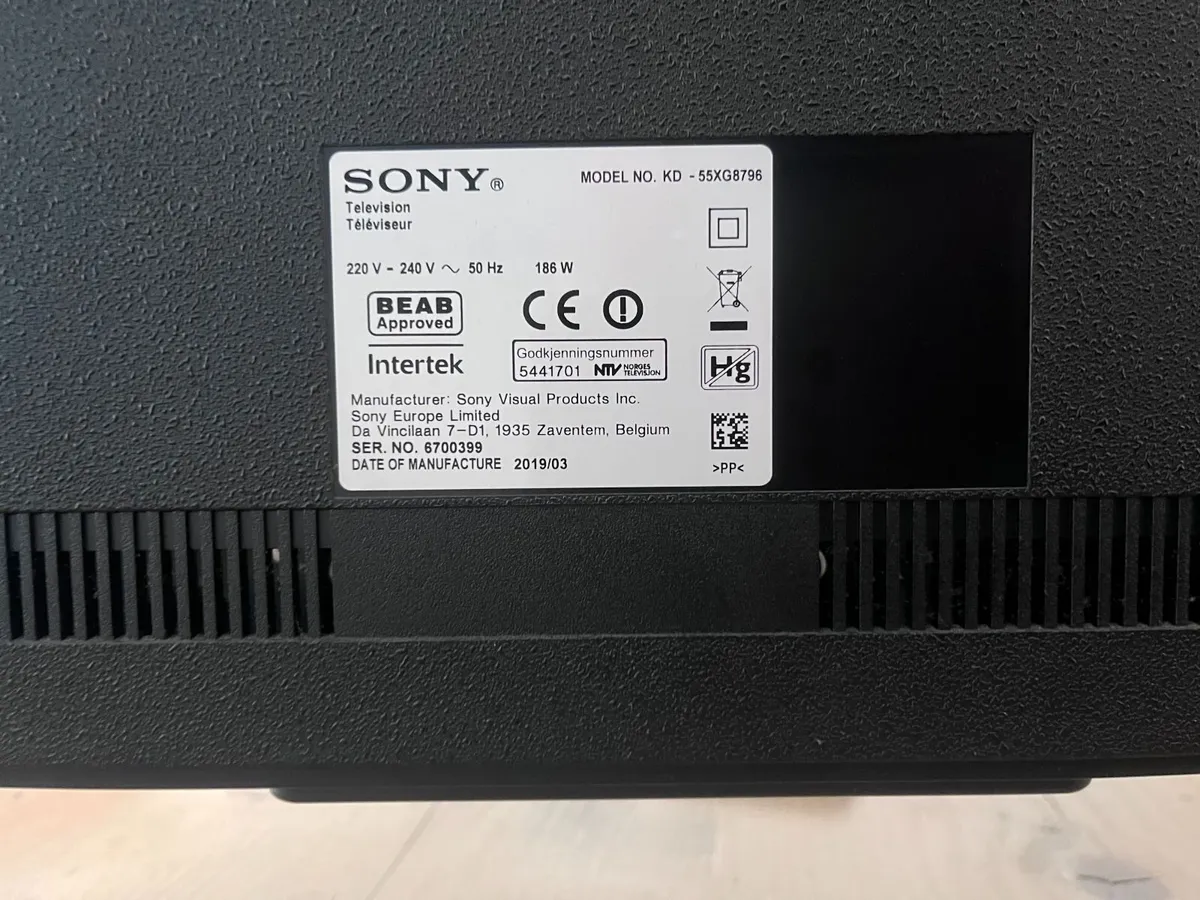 Sony Bravia 55” 4K HDR SmartTV Excellent Condition - Image 3