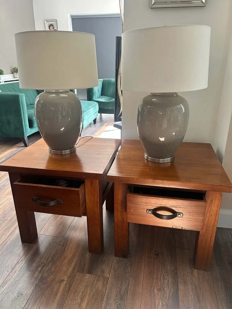 Pair Oak/Wood Side Tables and Grey Ceramic Lamps - Image 4