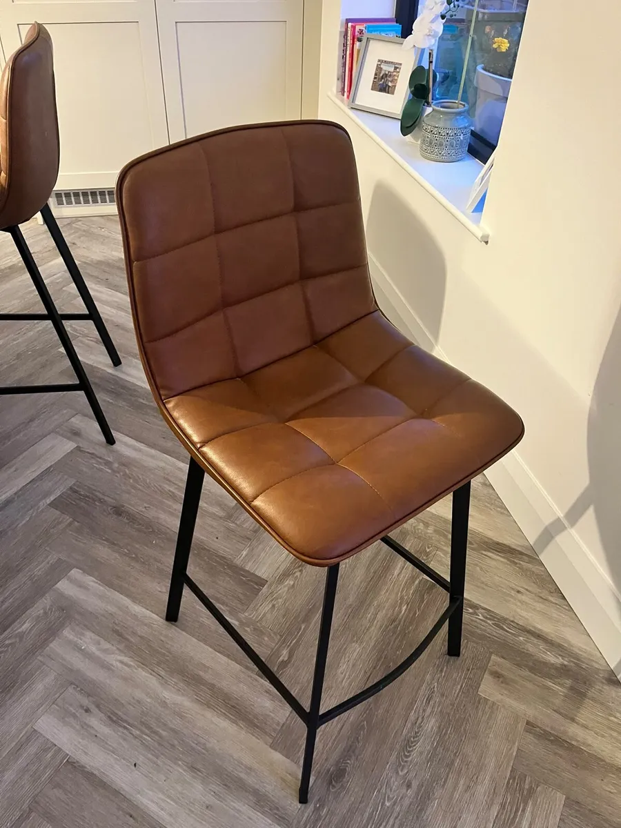 4 x Island Chairs / Bar Stools - Image 1