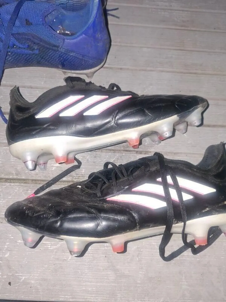 football boots - Image 3