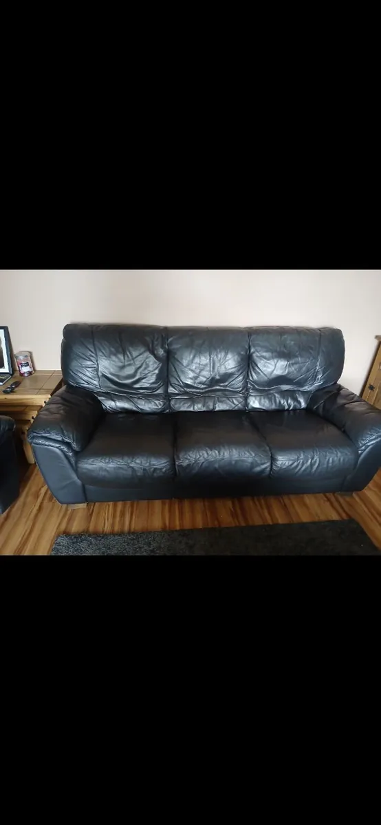 Leather Sofa 3/1/1 - Image 1