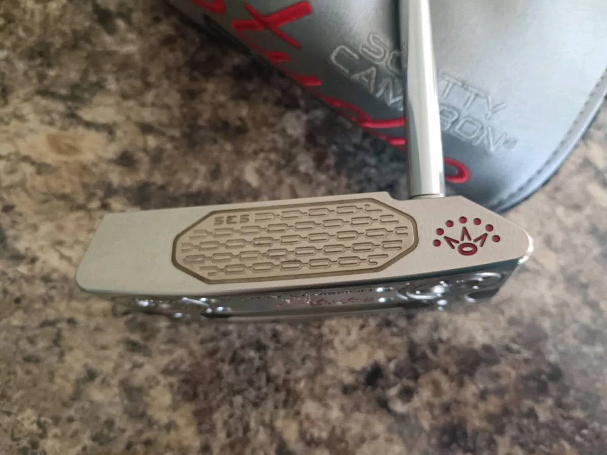Scotty Cameron Fastback Putter. Like New. - Image 1