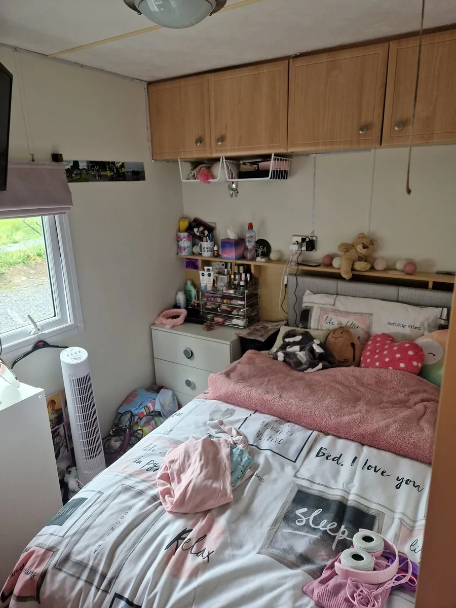 Mobile Home - Image 2