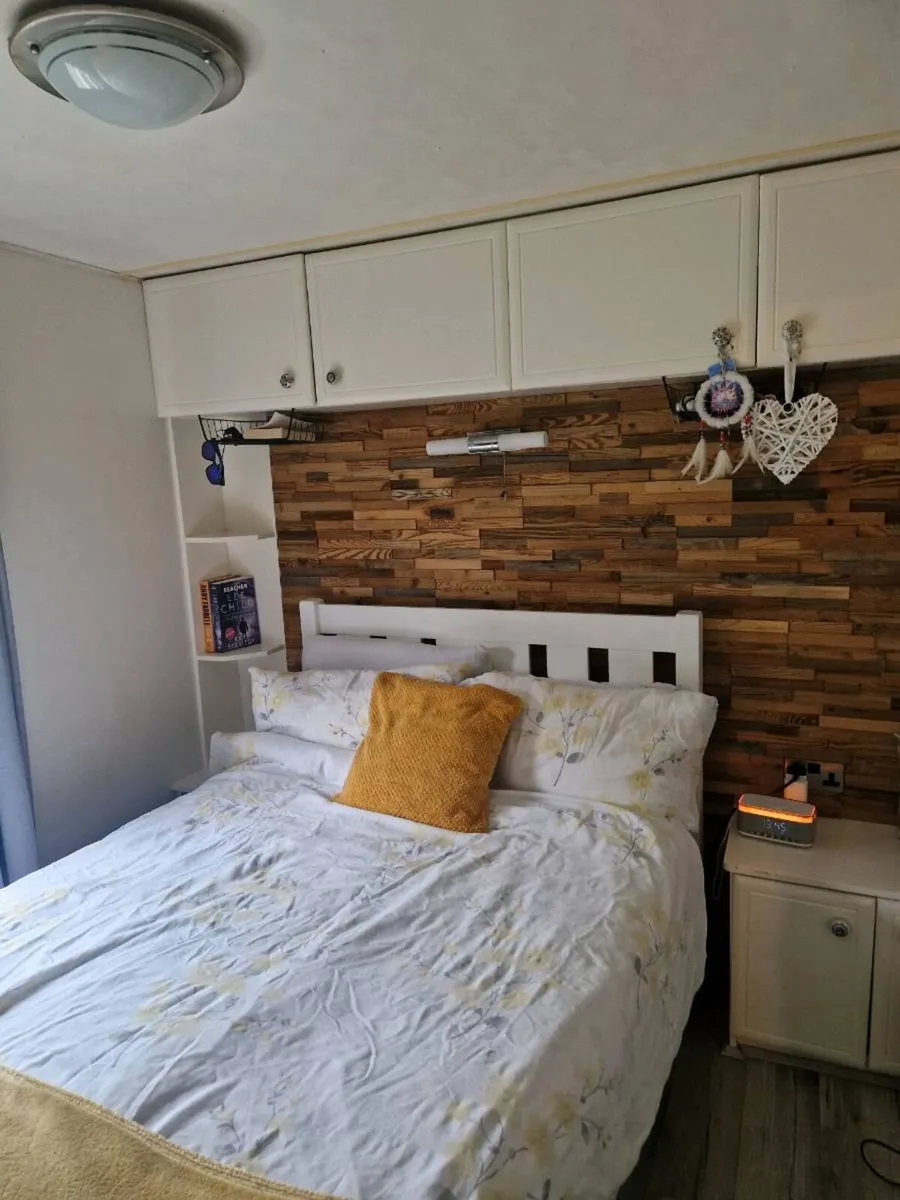 Mobile Home - Image 4