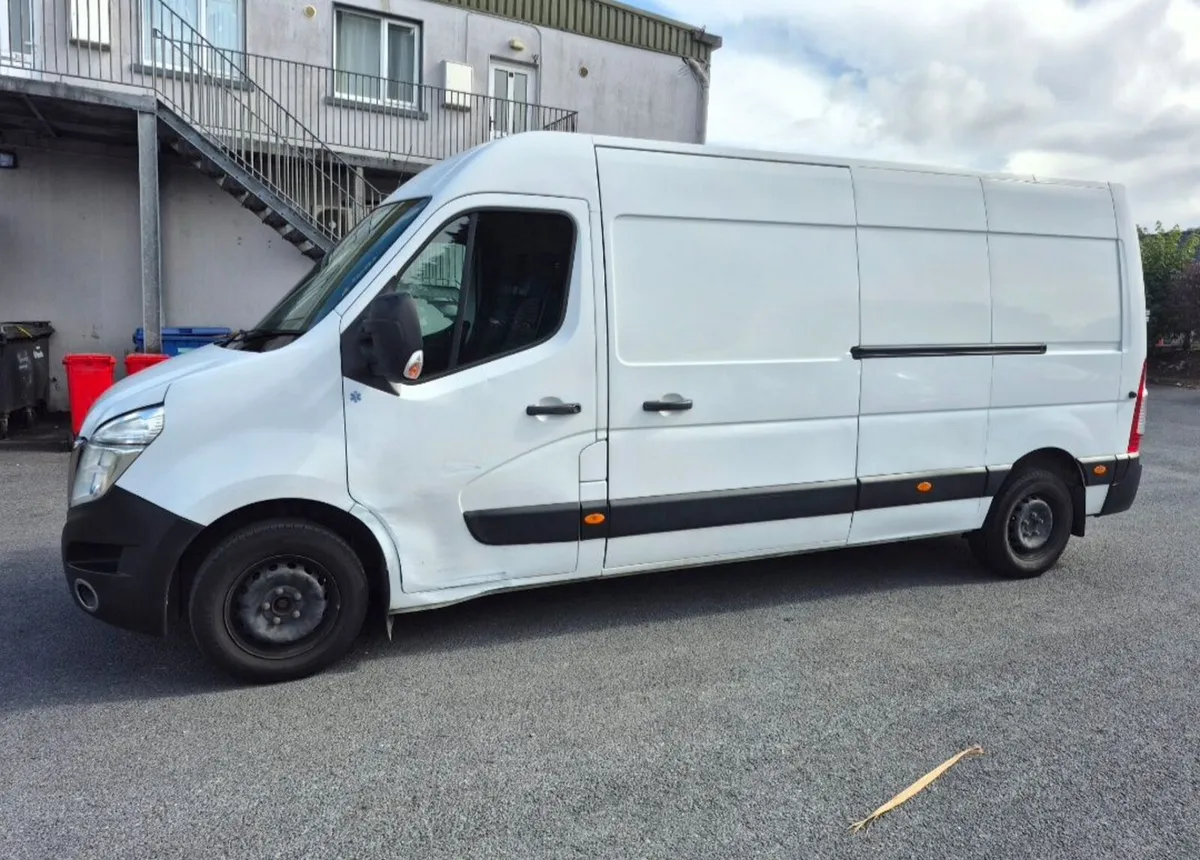 Nissan NV400 2021 - Image 2