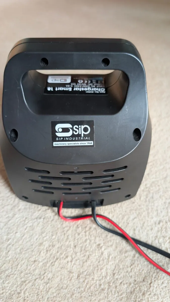 Sip 03981 12 Volt 12 Amp Charger Wet & Dry Batt - Image 2