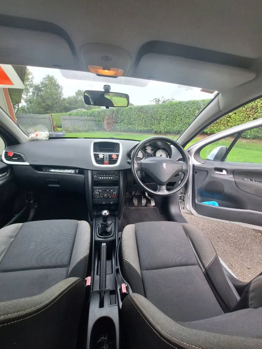 Car parts , Peugeot 207 - Image 2
