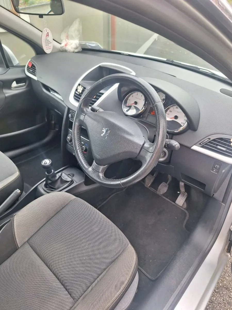 Car parts , Peugeot 207 - Image 3