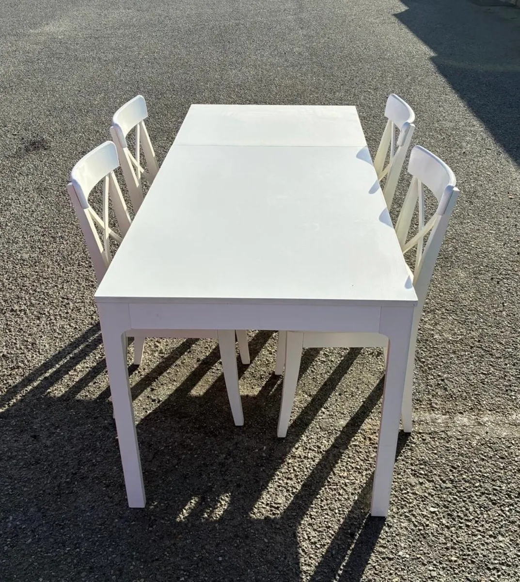White extending Table and 4 Chairs - Image 2