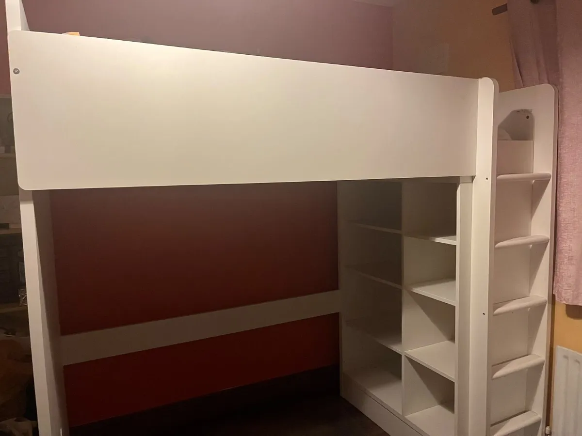 Bed - Image 2