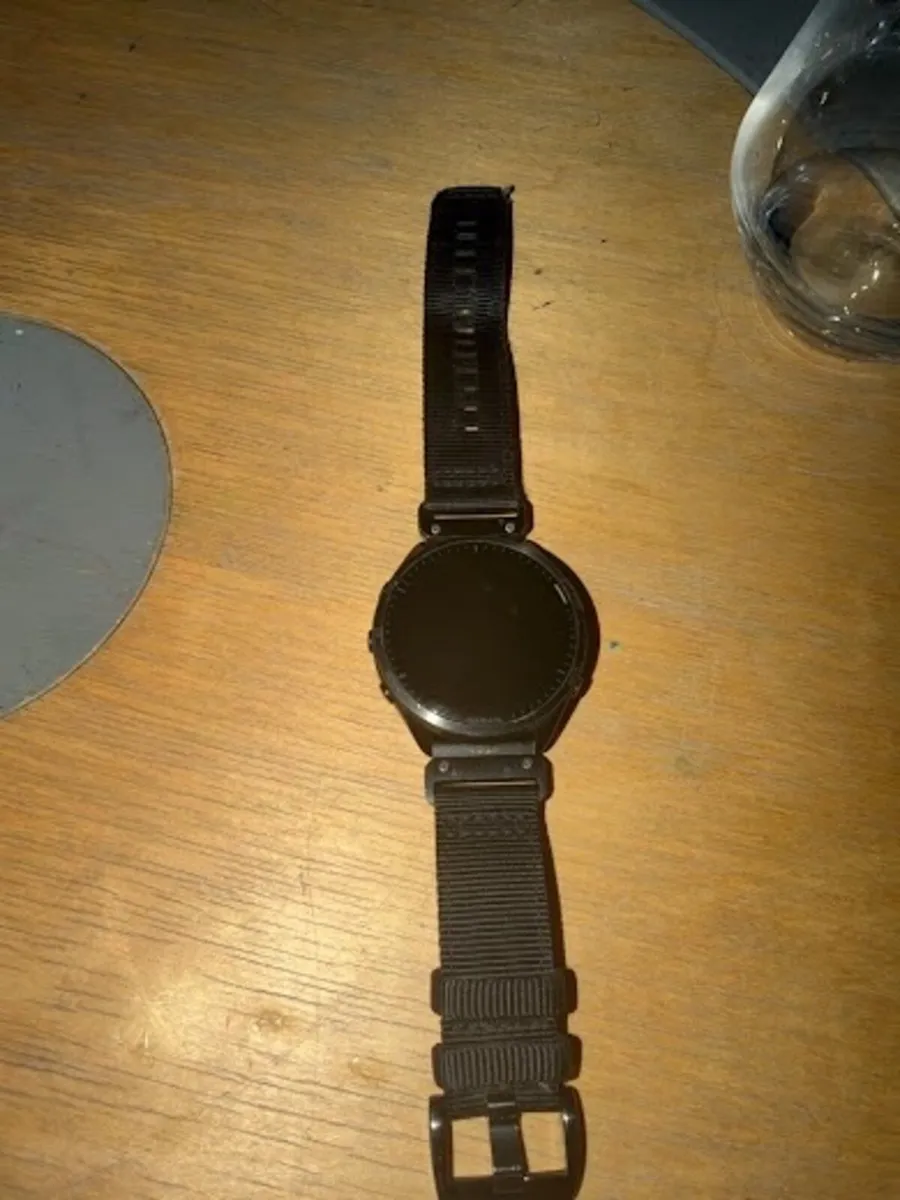 Garmin Forerunner 965 GPS Watch (Black Titanium) - Image 2