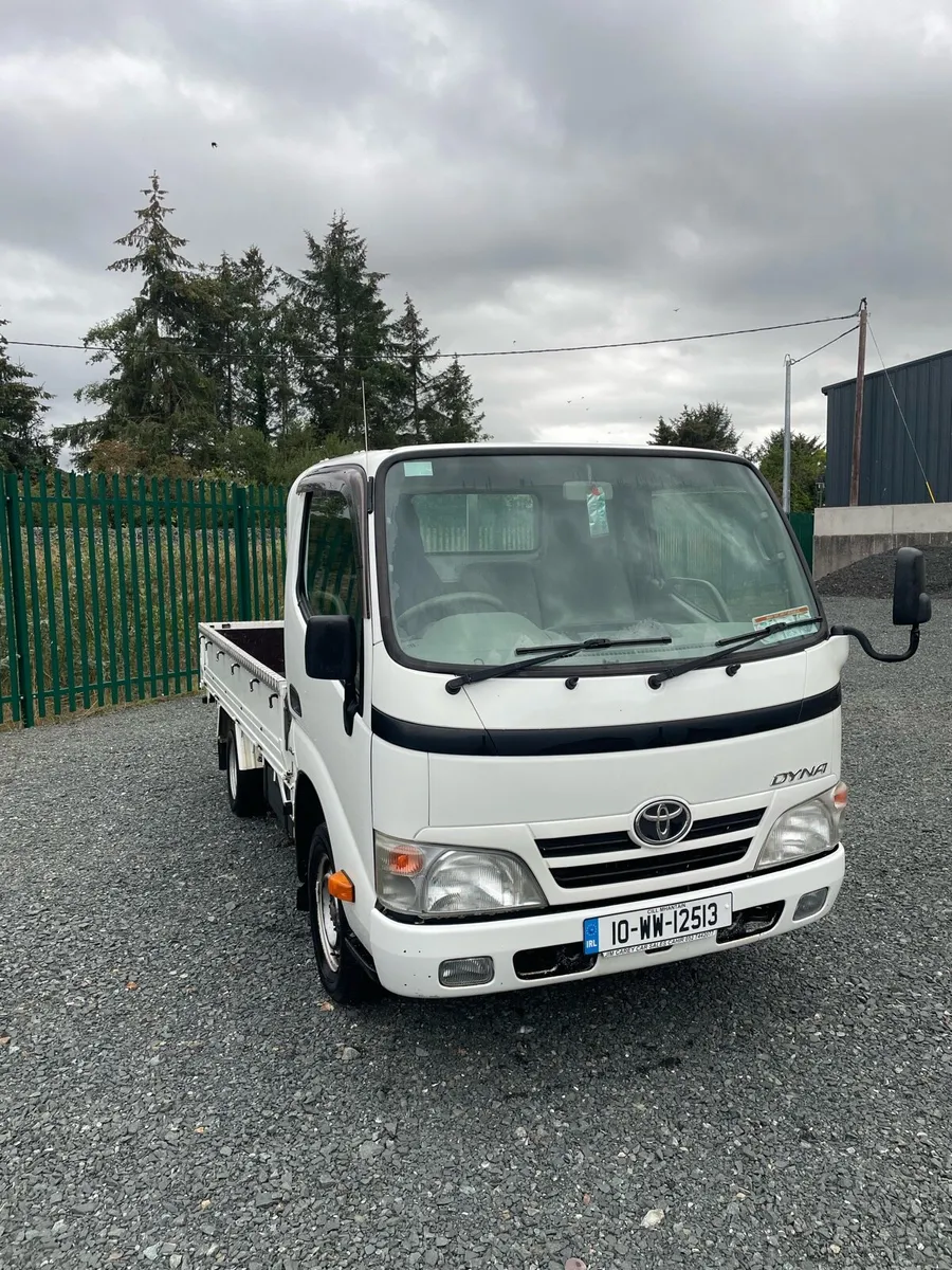 Toyota Dyna 2010 - Image 2