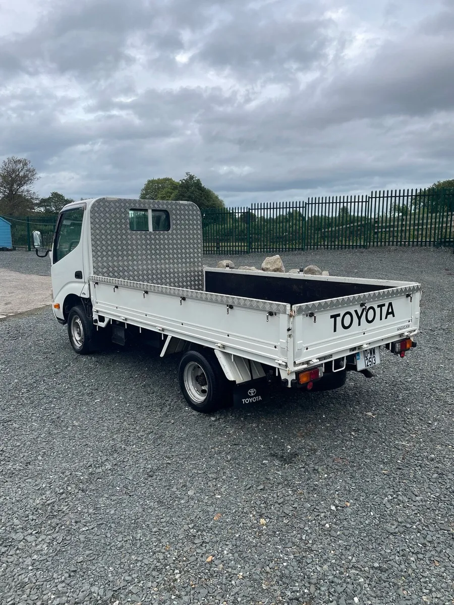 Toyota Dyna 2010 - Image 4
