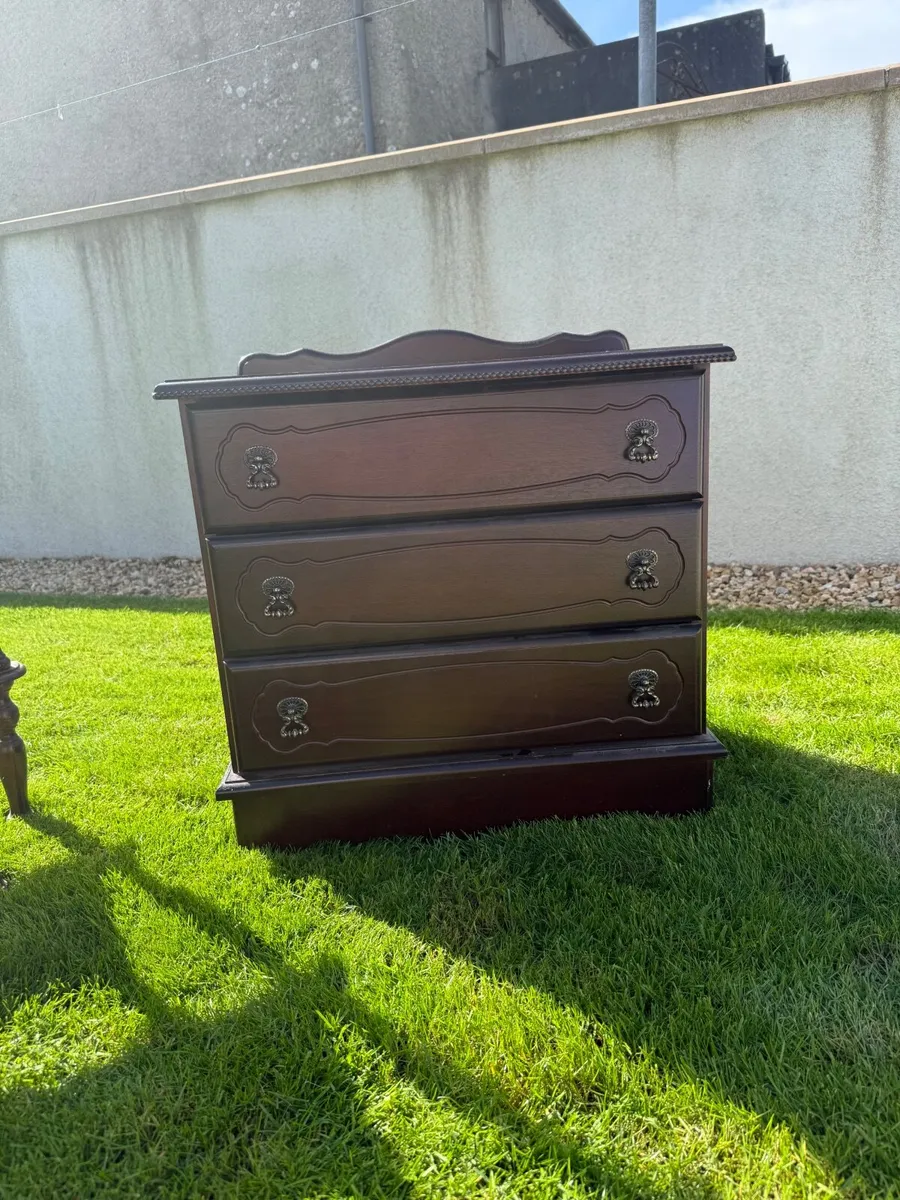 Furniture and crazy cart - Image 2