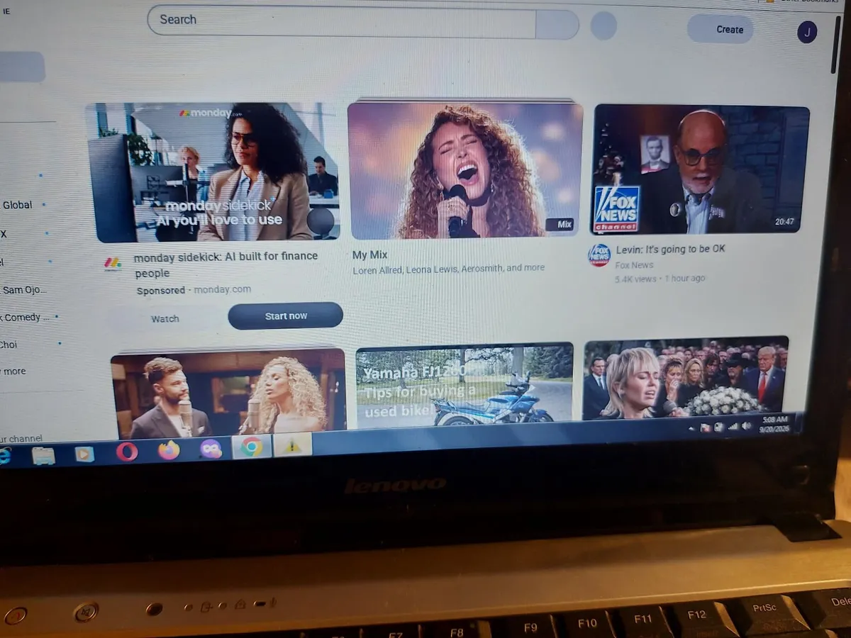 Lenovo Ideapad U350 Laptop, 4GB Ram, 230GB SSD Win - Image 3