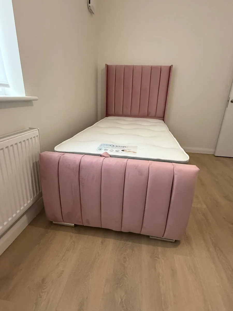 Bed - Image 4