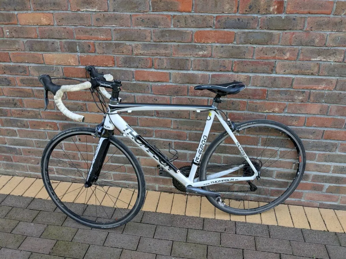 Thompson R-6200 road bike - Image 3