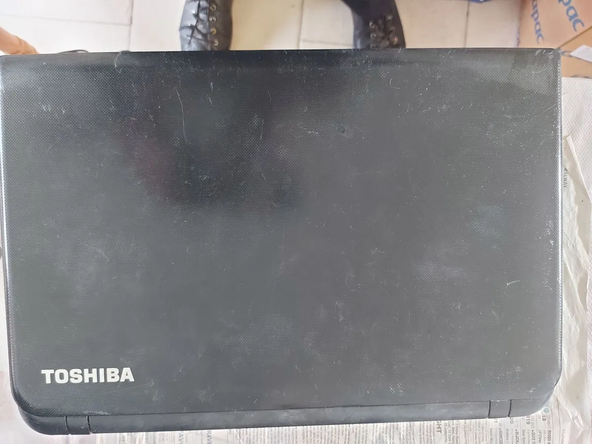 Toshiba Satellite C50-B-14D Laptop, 4GB Ram, 500GB - Image 4