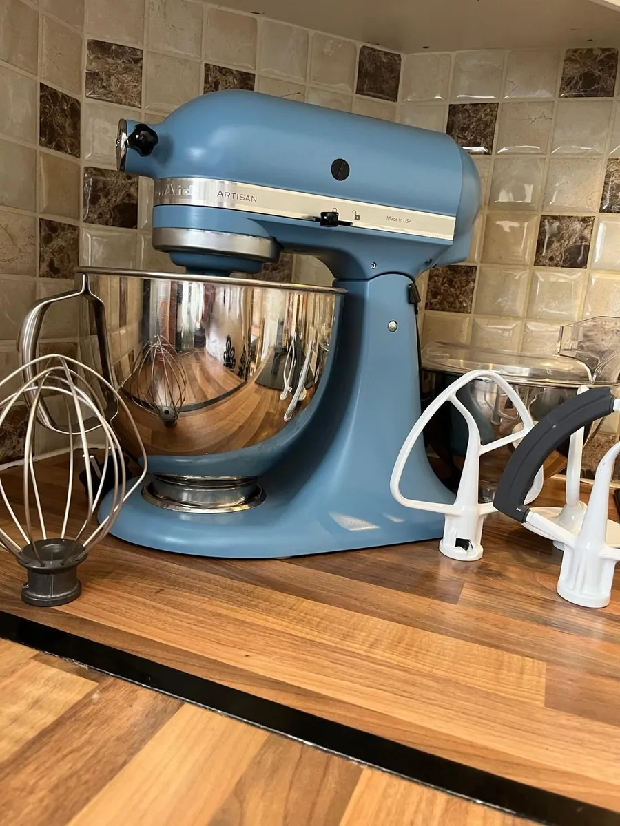 KitchenAid Artisan Mixer 4.7L - Image 1