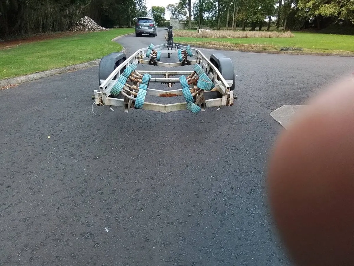 Roller coaster boat trailer - Image 2