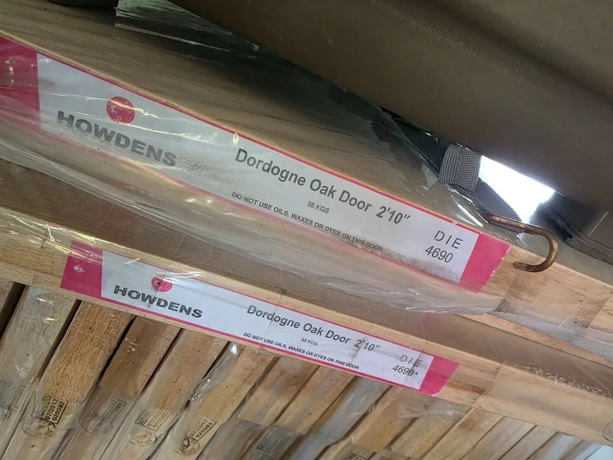 New Howdens Dordogne Oak Doors - Image 2
