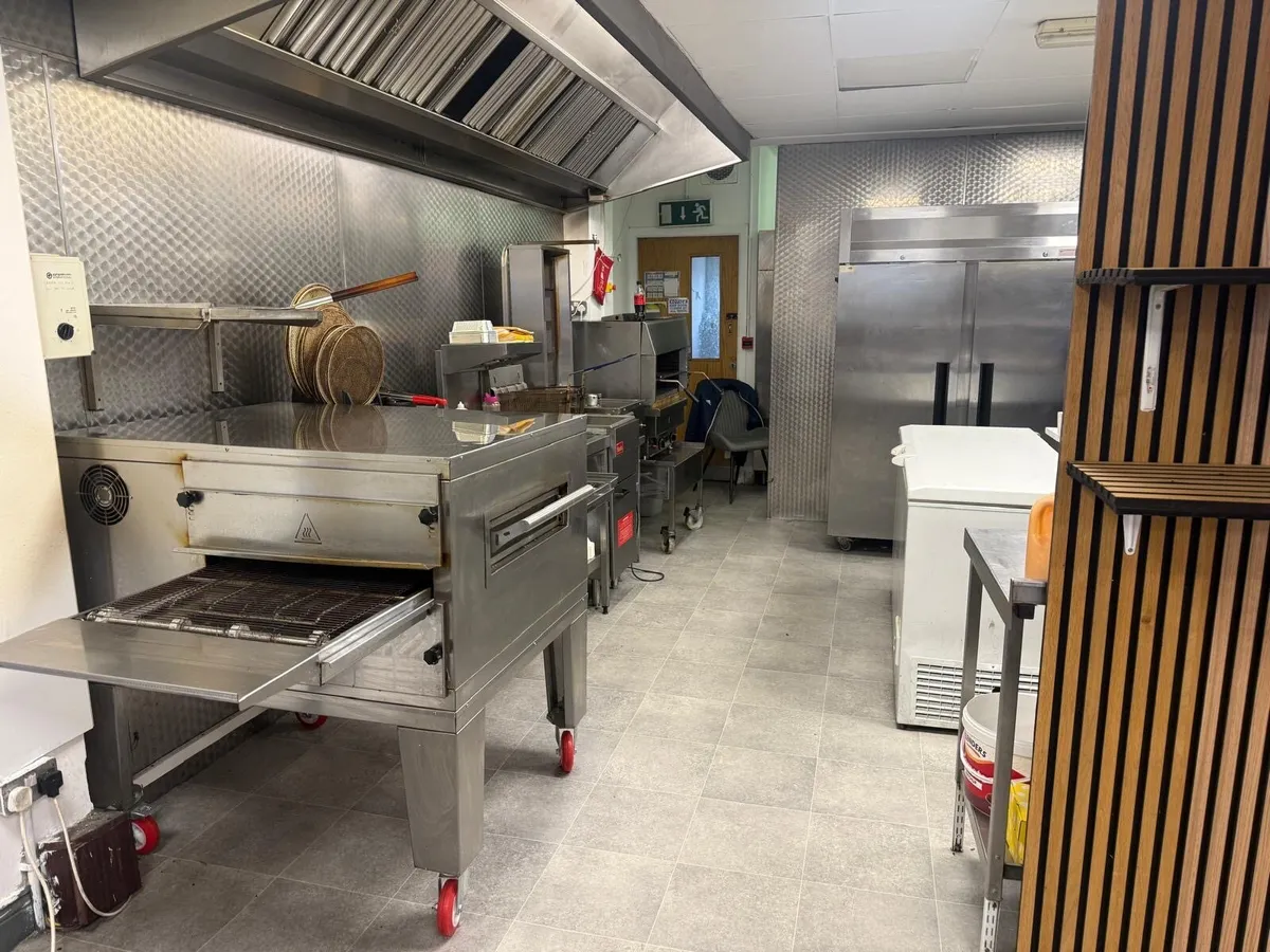 Takeaway restaurant Frinchise for sale - Image 2