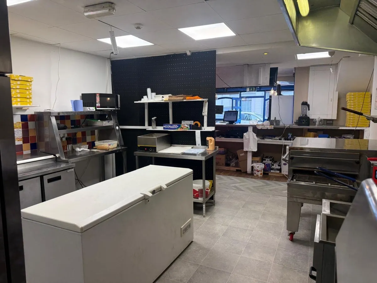 Takeaway restaurant Frinchise for sale - Image 3