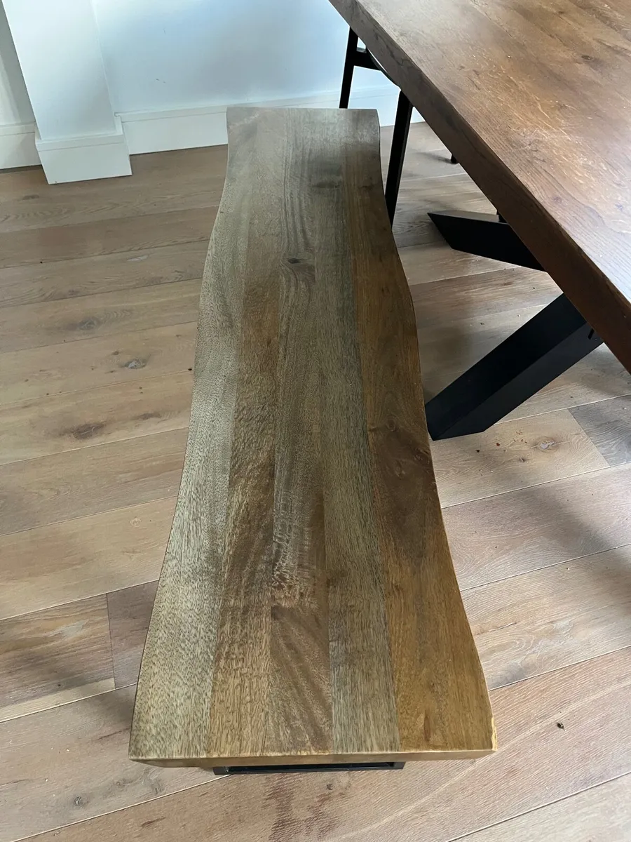 Dining table and seating - Image 3